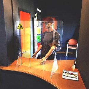 Jalema veiligheidsscherm met doorgeefluik / acryl / transparant / 75 x 80 cm (LxH)