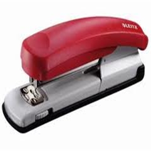 Leitz nietmachine 5502 / metaal / rood / tot 30 vel